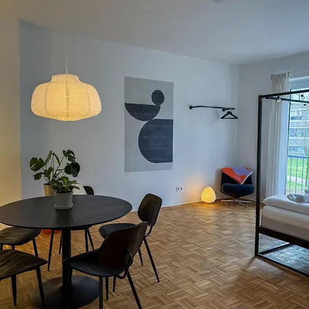 Nooqa! 'exklusives Design - Parkplatz, Balkon, Nespresso - 6 Personen - 85qm *