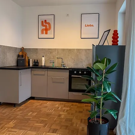 Nooqa! 'exklusives Design - Parkplatz, Balkon, Nespresso - 6 Personen - 85qm