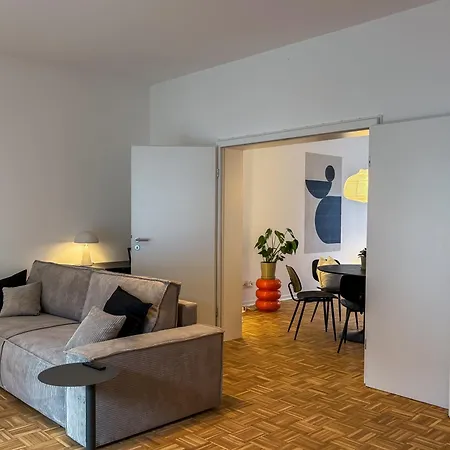 Nooqa! 'exklusives Design - Parkplatz, Balkon, Nespresso - 6 Personen - 85qm