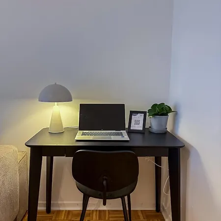 Nooqa! 'exklusives Design - Parkplatz, Balkon, Nespresso - 6 Personen - 85qm Lägenhet