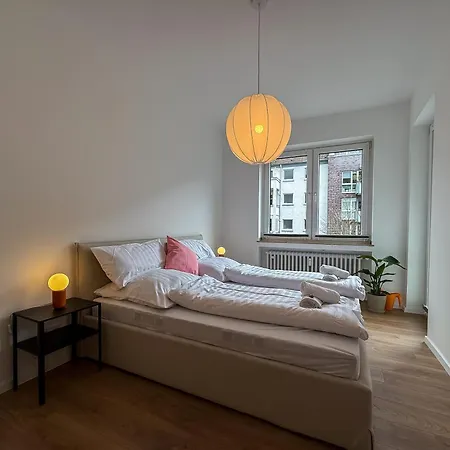Nooqa! 'exklusives Design - Parkplatz, Balkon, Nespresso - 6 Personen - 85qm Lägenhet Duisburg