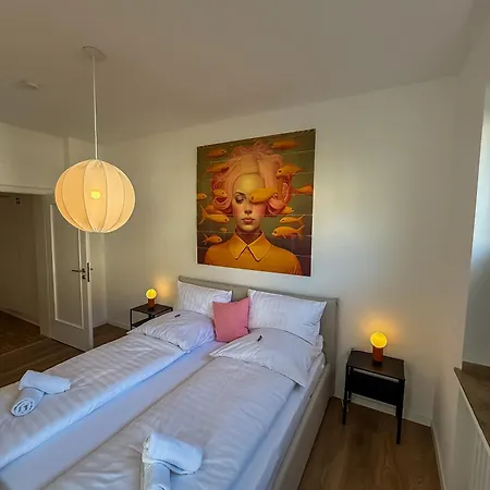 Nooqa! 'exklusives Design - Parkplatz, Balkon, Nespresso - 6 Personen - 85qm * Duisburg