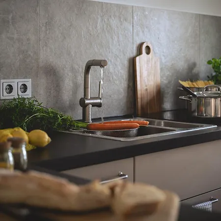 公寓 Nooqa - 'exklusives Design - Parkplatz, Balkon, Nespresso - 6 Personen - 85qm