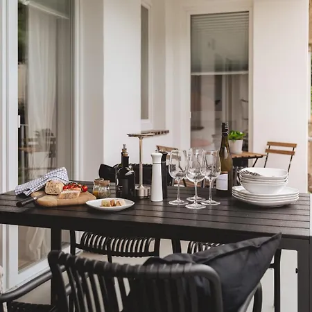 Apartman Nooqa - Exklusives Design - Parkplatz, Balkon, Nespresso - 6 Personen - 85qm