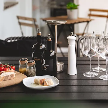 Nooqa - 'exklusives Design - Parkplatz, Balkon, Nespresso - 6 Personen - 85qm 公寓 *