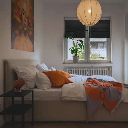 Nooqa - 'exklusives Design - Parkplatz, Balkon, Nespresso - 6 Personen - 85qm Lägenhet