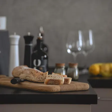 Nooqa - 'exklusives Design - Parkplatz, Balkon, Nespresso - 6 Personen - 85qm Lägenhet *