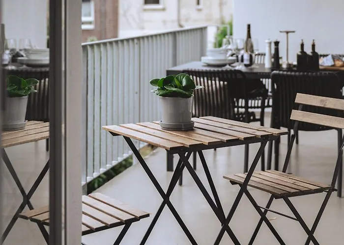 Nooqa - 'exklusives Design - Parkplatz, Balkon, Nespresso - 6 Personen - 85qm *